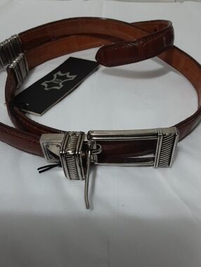 M.C. Leather Women's‎ Western Belt with Silver Buckle - Brown